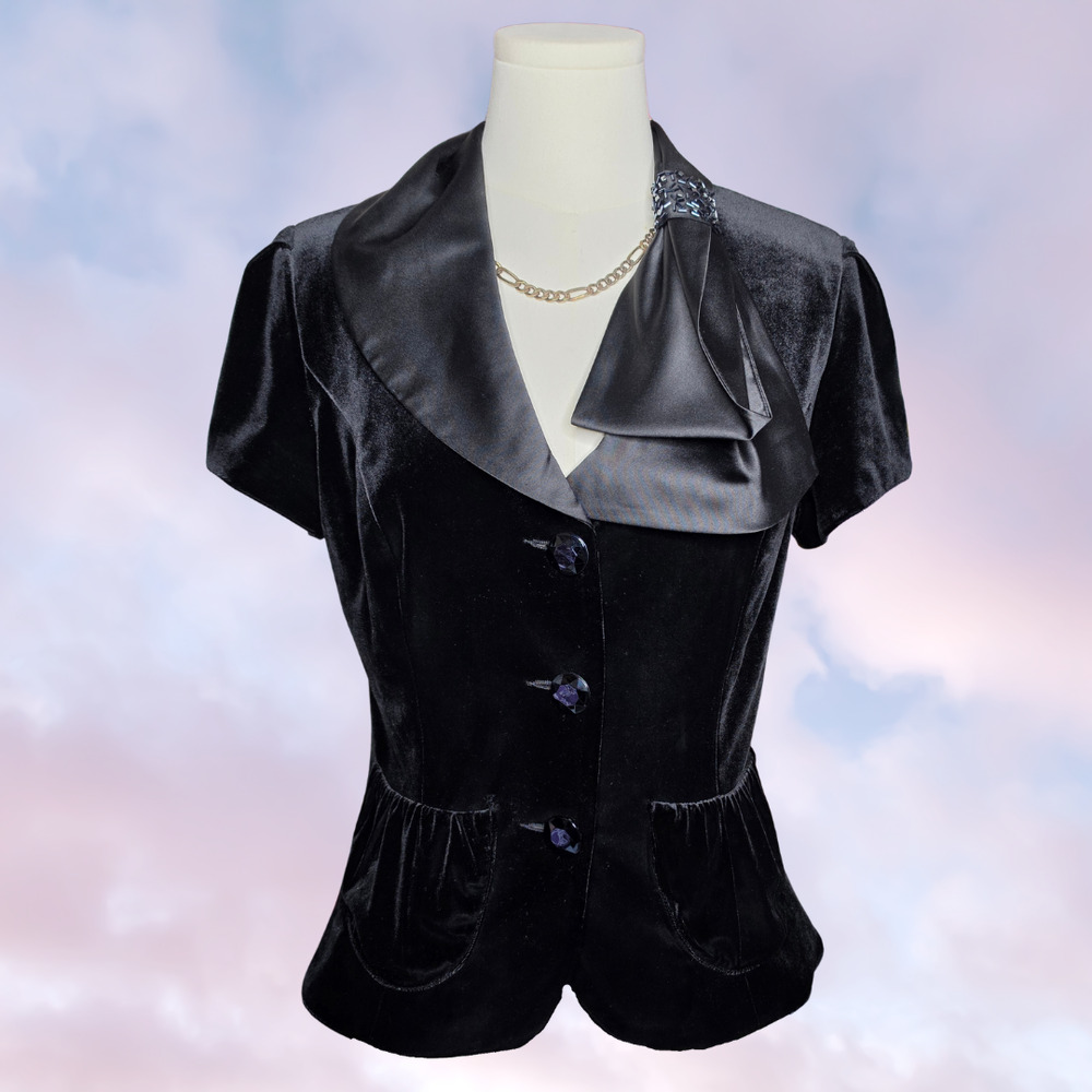 Vtg 90s Y2k NWT Cachet Black Velvet Button Up Formal Gothic Coquette Top Sz S